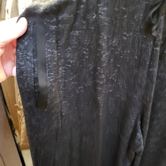 Donna Karan Joggers - Picture 2 of 6